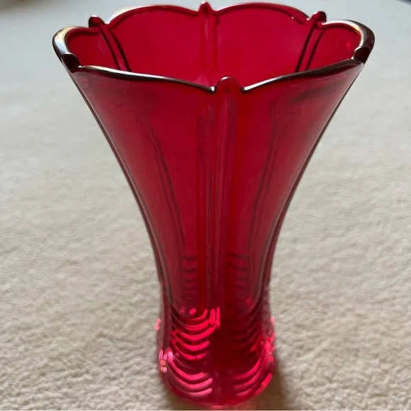 Glass Vase 10” Tall With 5” Opening For a Beautiful Bouquet of Flowers Red - Picture 8 of 12